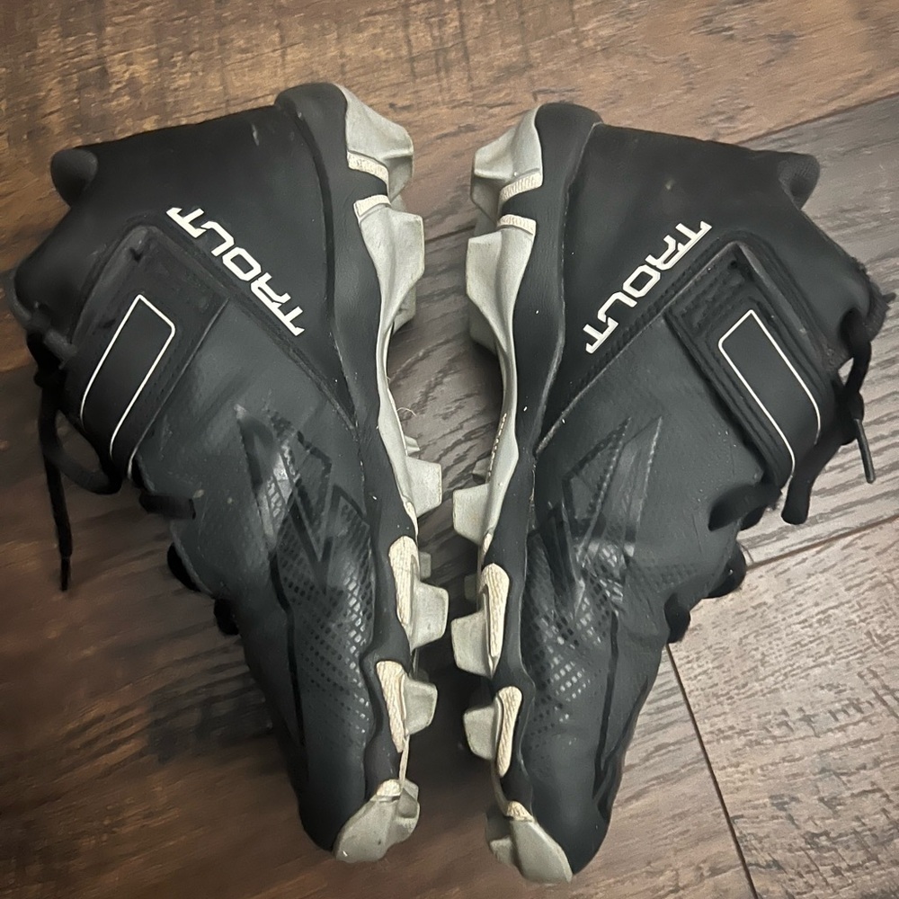 Nike Kids Black and White Trout Baseball Cleats Size 4 Y Youth Shoes - Picture 4 of 7